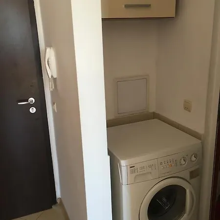 Adonai Appartement *