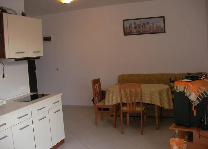 Adonai Appartement Nesebar